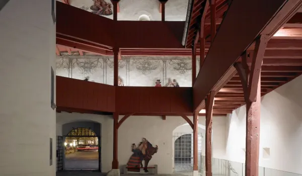 8 château de Nyon Cour nuit_Remy Gindroz_klein.jpg